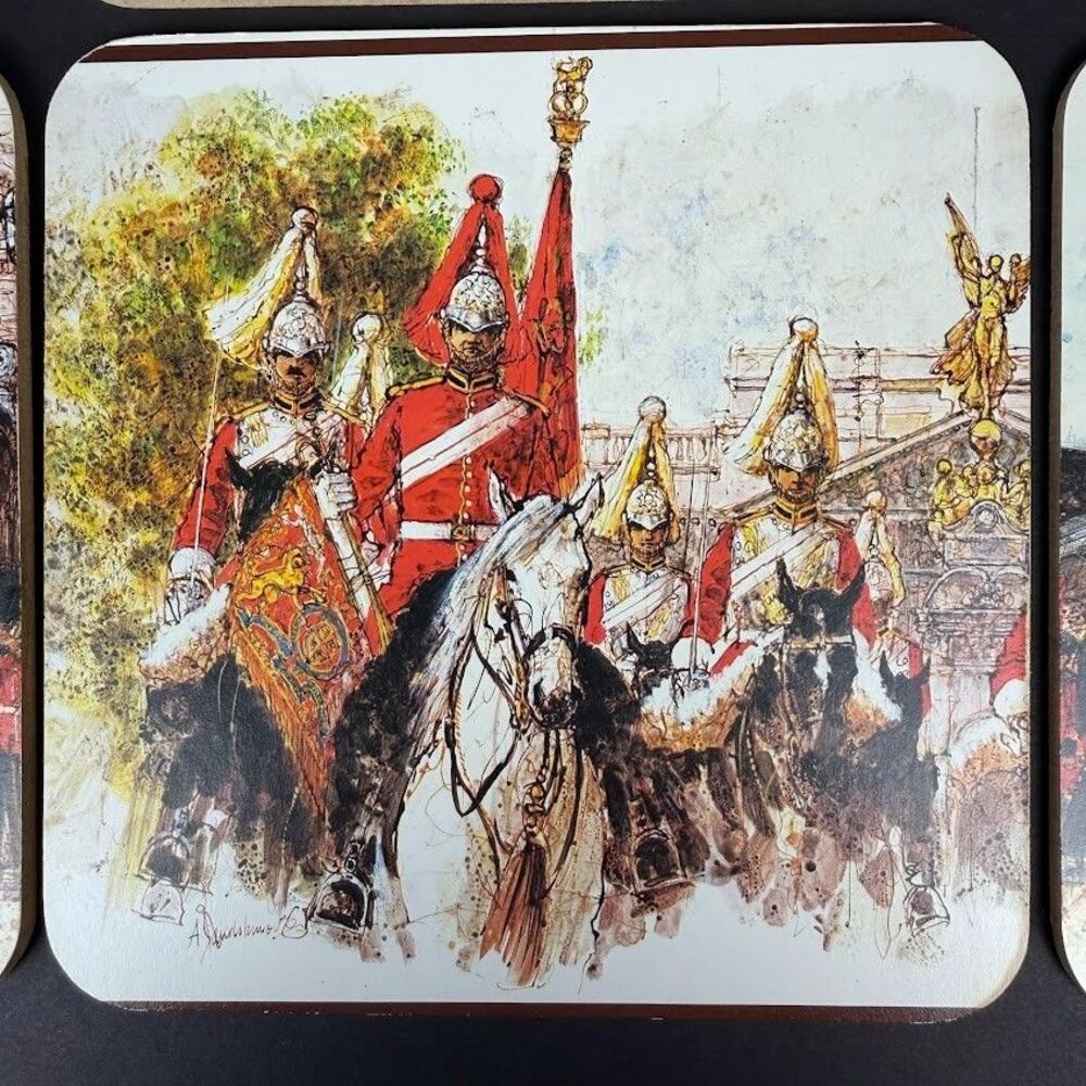 Set of 6 Vintage Clover Leaf 7.5 Inch Table Mats w/ British London Royal Guard - Picture 5 of 12
